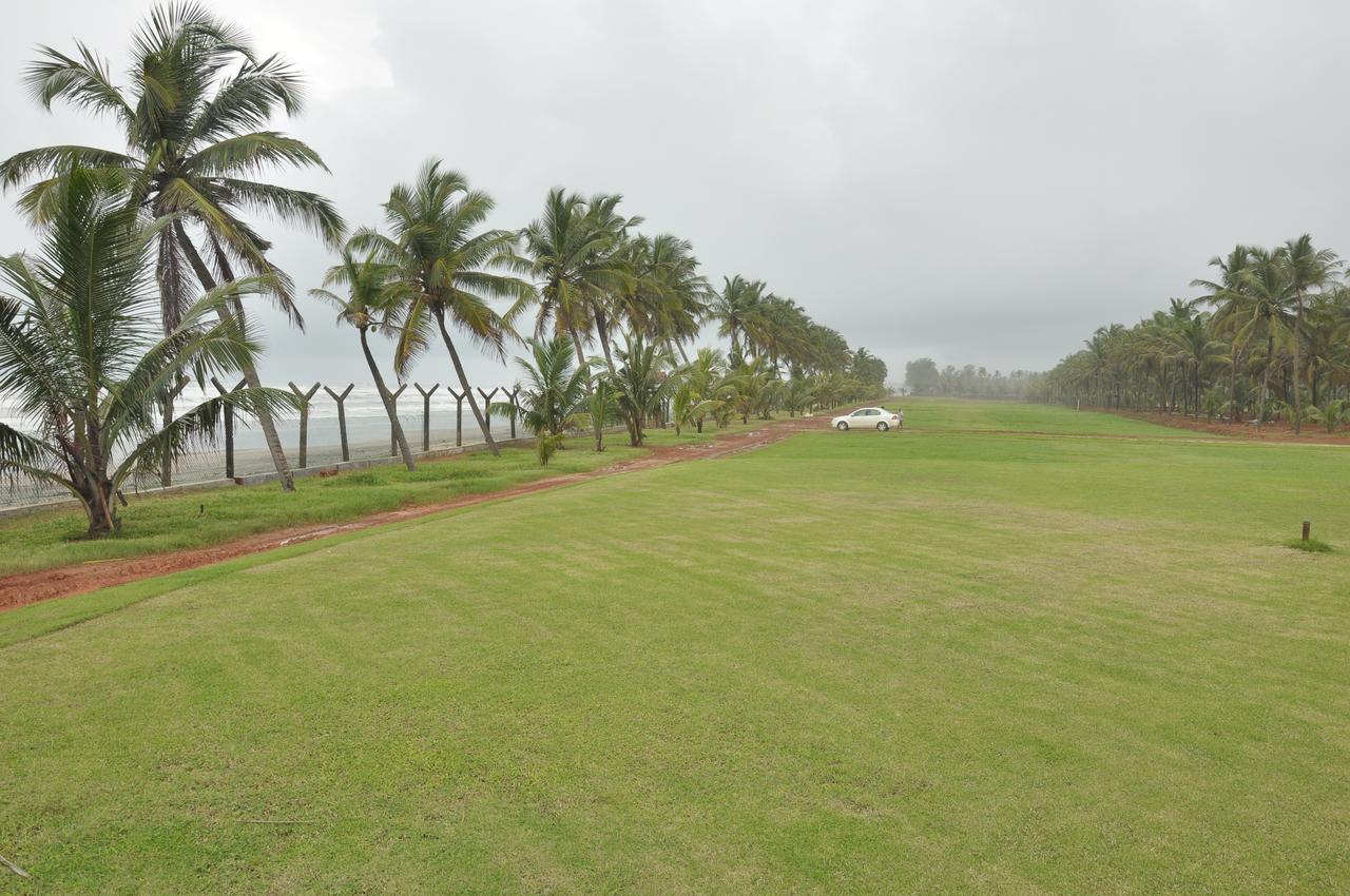 Rns Golf Resort & Nature Cure Centre Māvalli Buitenkant foto